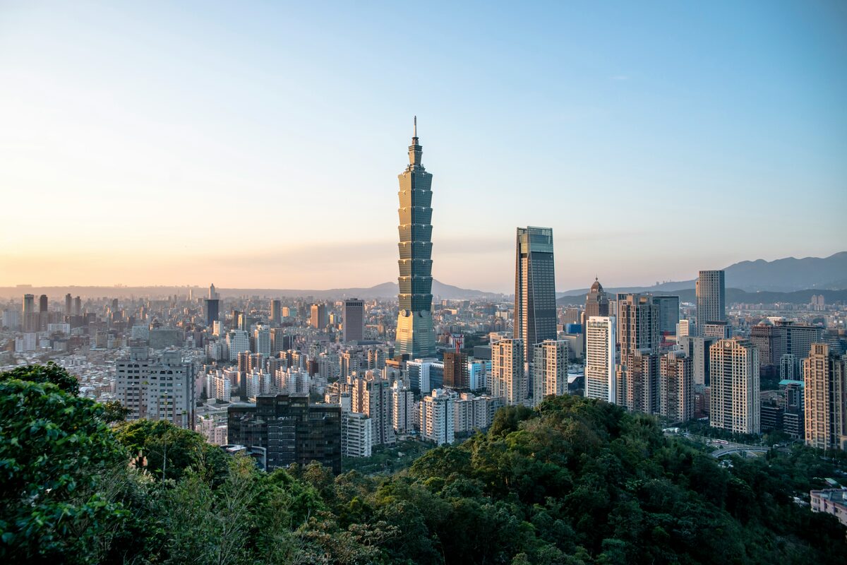 Skyline of Taipei, Taiwan, seen from Elephant Mountain
